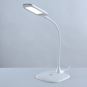 Светодиодная настольная лампа DeMarkt Ракурс 631035401