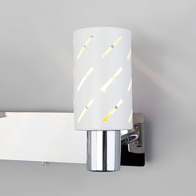 Настенный светильник с поворотными плафонами Eurosvet Fente 20090/2 белый/хром