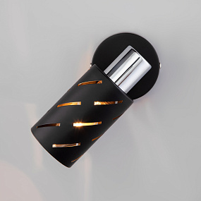 Настенный светильник с поворотным плафоном Eurosvet Fente 20090/1 черный/хром