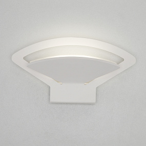 Настенный светодиодный светильник Elektrostandard Pavo Pavo LED белый (MRL LED 1009)